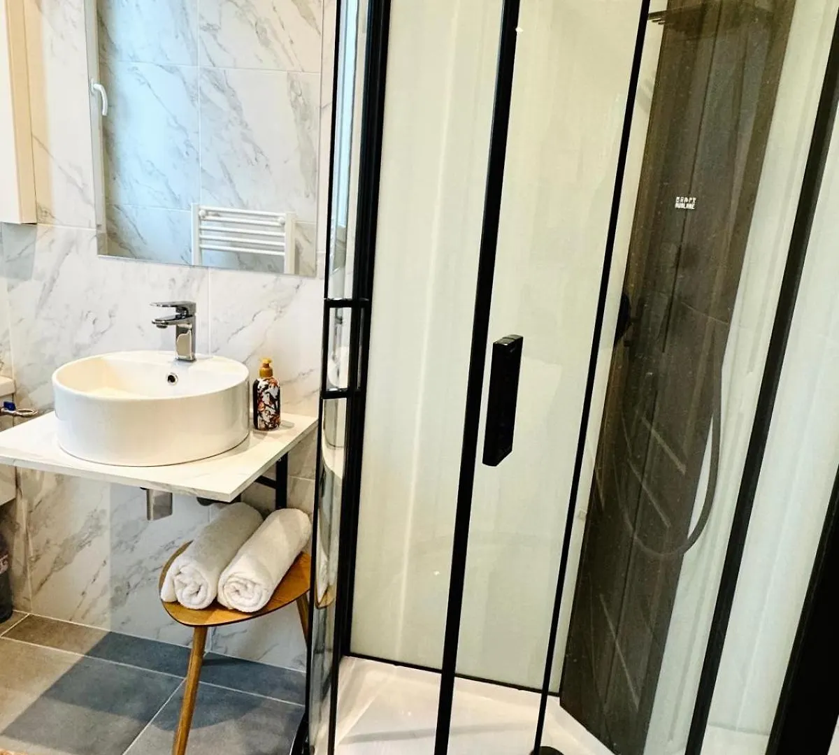 Appartement Cosy Livry-Gargan 0*,  France